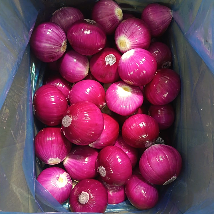 Eyịm peeled dị elu
